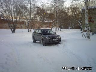 Автомобиль Хундэй Туссан 2,0, 2009 г.